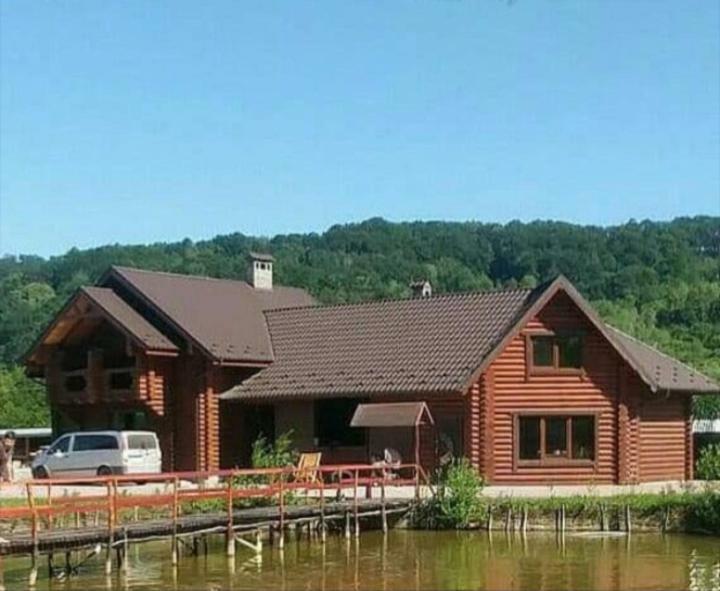 Villa На Ставку Wyschnyzja Exterior foto
